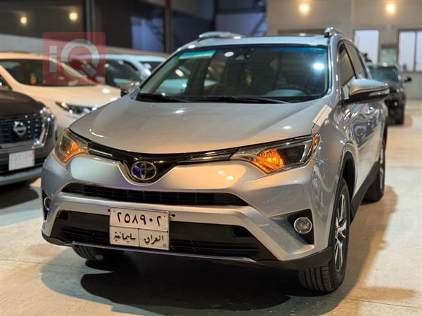 Toyota RAV4 2017 for sale in Iraq - Kirkuk